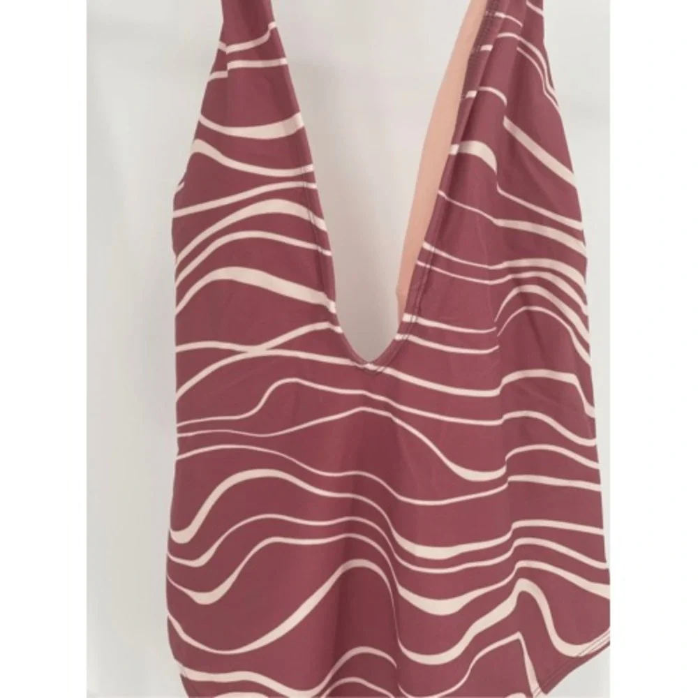 Cupshe Swimsuit One Piece Halter Women's‎ Size Medium Pink White New